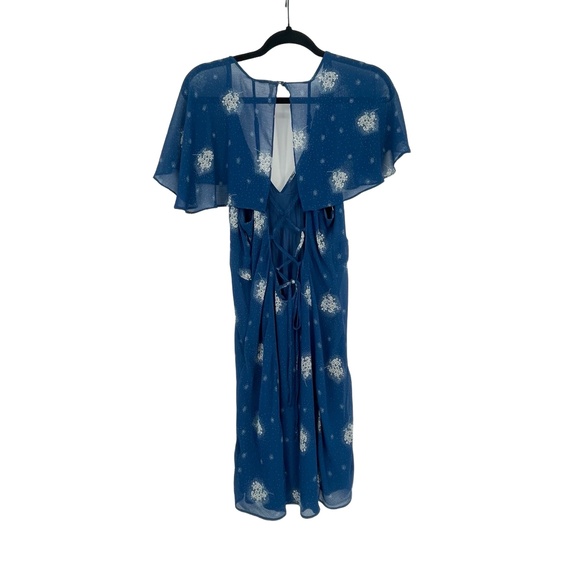 Urban Outfitters Womens Blue Flutter Sleeve Fairy Core VNeck Printed Dress Large - Picture 2 of 13